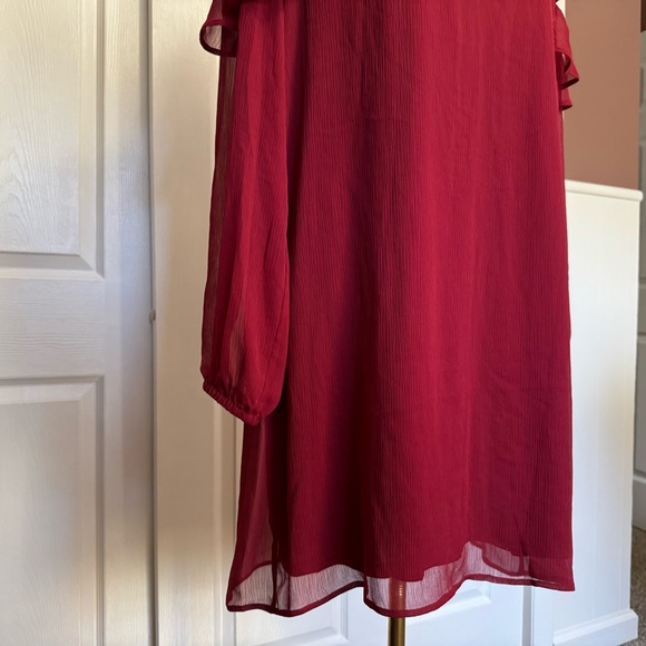 NWT Express Red Chiffon Long Sleeve Shift Dress - Picture 7 of 15